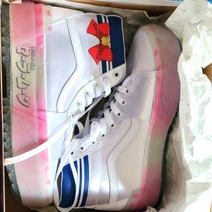 Sailor Moon Vans sz 9